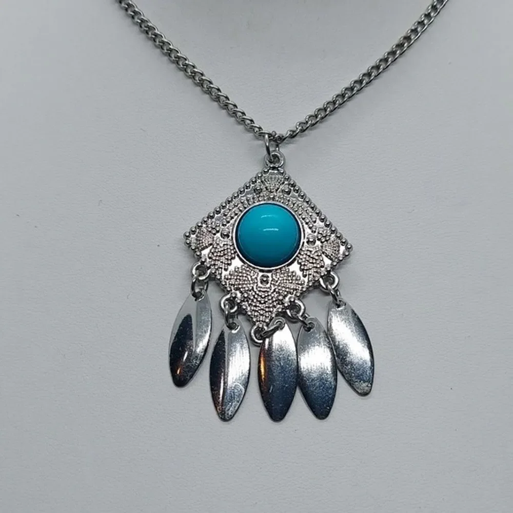 Silver tone faux‎ turquoise dangles necklace